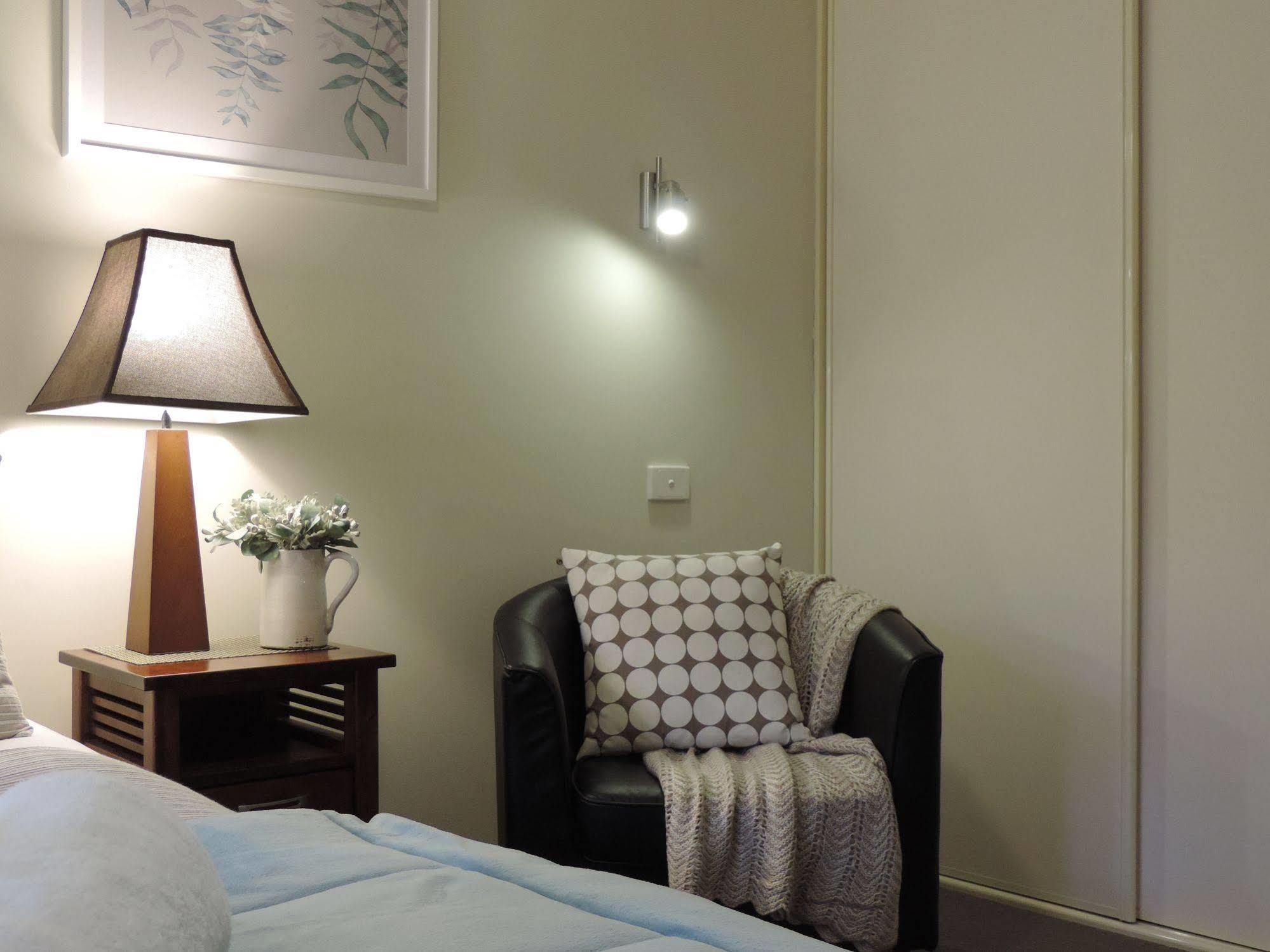 Westwood Lodge Bright Esterno foto